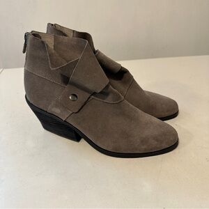 Eileen Fisher Billie Black Ankle Booties Boots